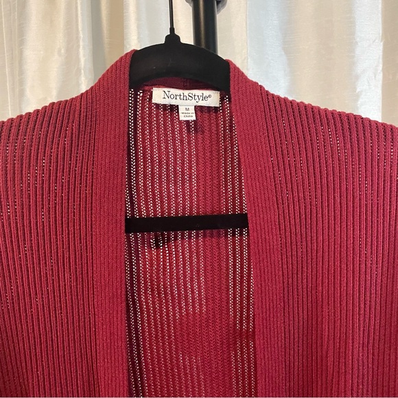 Boutique brand knee length open cardigan, size medium, Burgandy - Picture 3 of 7